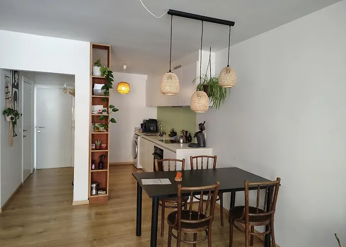 Cosy Apartment With Big Quiet & Sunny Terras